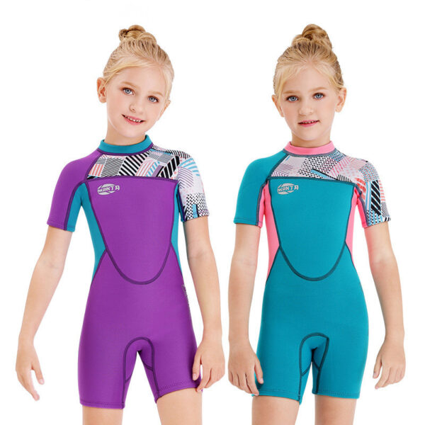 Trajes de baño a prueba de frío para niñas.